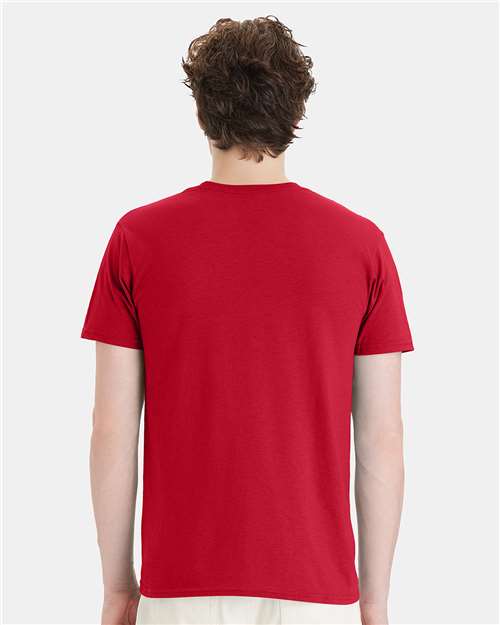Hanes 4980 Deep Red — on model back