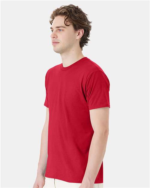 Hanes 4980 Deep Red — on model side