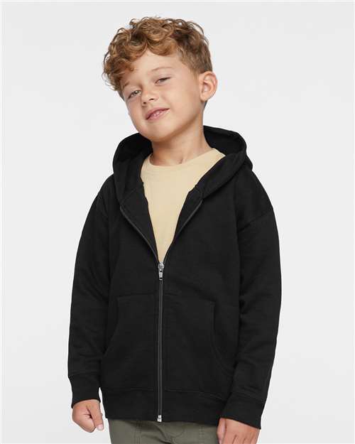Rabbit Skins 3346 Black — on model front