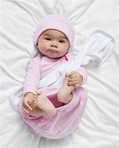 Rabbit Skins 4406 Pink — on model front