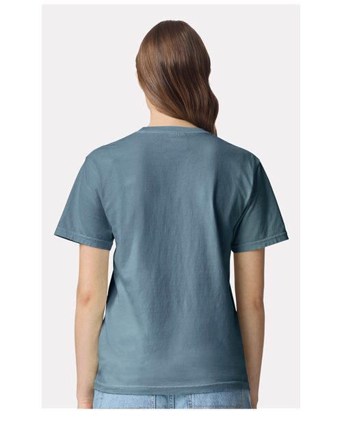 Comfort Colors 1717 Ice Blue — on model back
