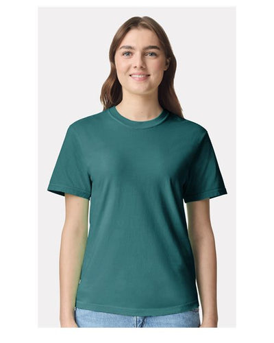 Comfort Colors 1717 Seafoam — on model front