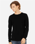BELLA + CANVAS 3513 Solid Black Triblend — on model front