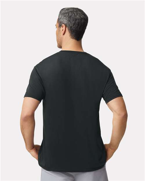 Gildan 42000 Black — on model back