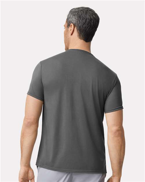 Gildan 42000 Charcoal — on model back