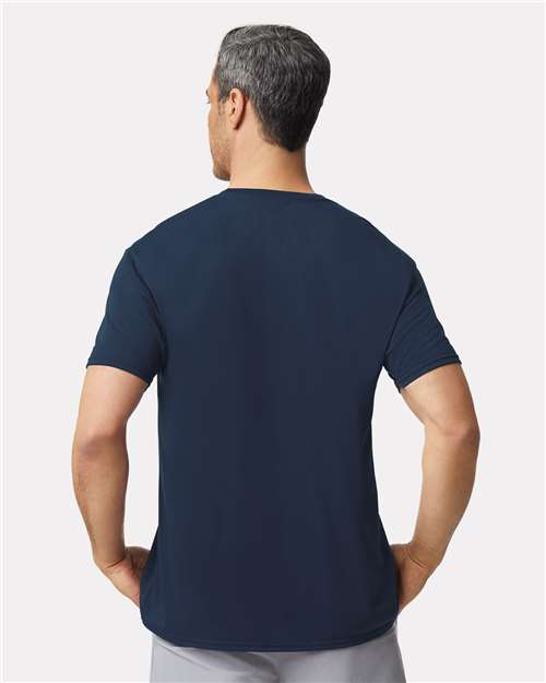 Gildan 42000 Navy — on model back