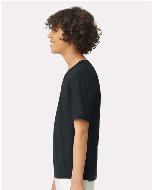 Gildan 42000B Black — on model side