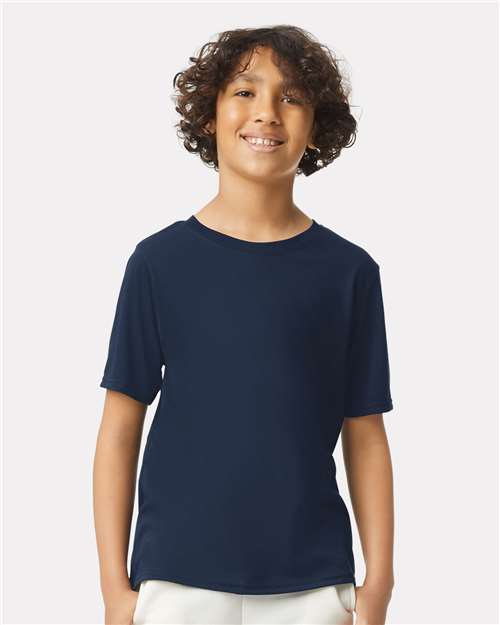 Gildan 42000B Navy — on model front
