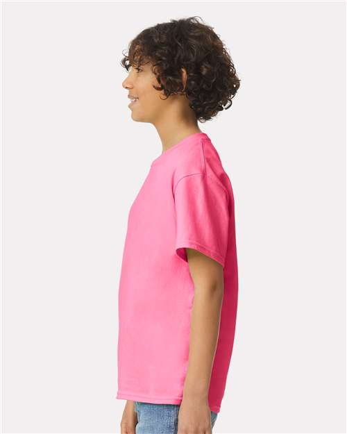 Gildan 2000B Safety Pink — on model side