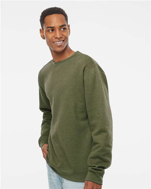 Independent Trading Co. SS3000 Army Heather — on model side