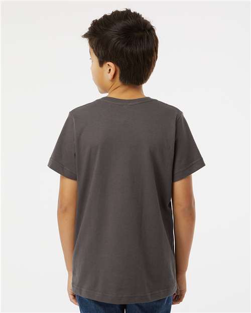 LAT 6101 Charcoal — on model back