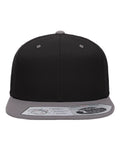 Flexfit 110F Black/ Grey — front