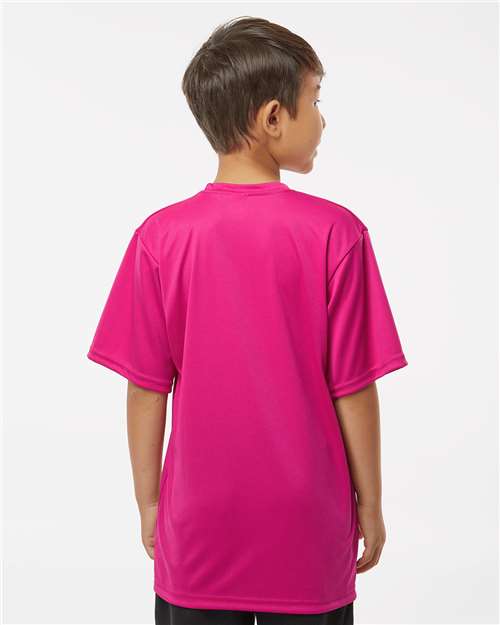 C2 Sport 5200 Hot Pink — on model back