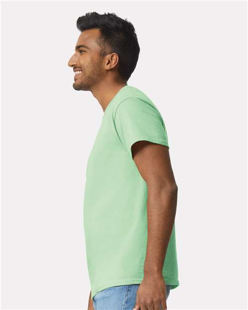Gildan 2000 Mint Green — on model side