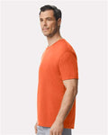 Gildan 42000 Orange — on model side