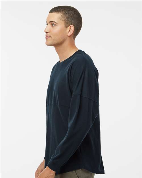J. America 8229 Navy — on model side