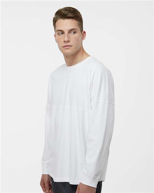 J. America 8229 White — on model side