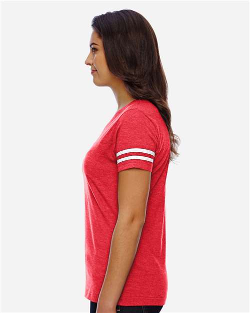 LAT 3537 Vintage Red/ White — on model side