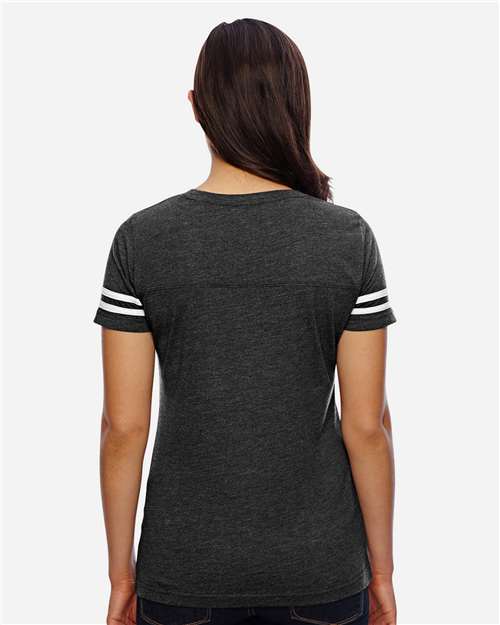 LAT 3537 Vintage Smoke/ White — on model back
