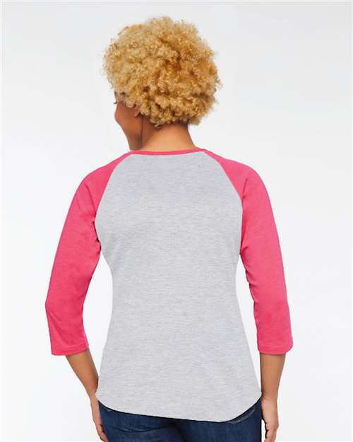 LAT 3530 Vintage Heather/ Vintage Hot Pink — on model back