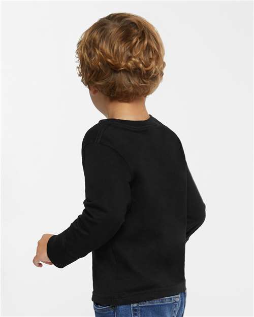Rabbit Skins 3302 Black — on model back
