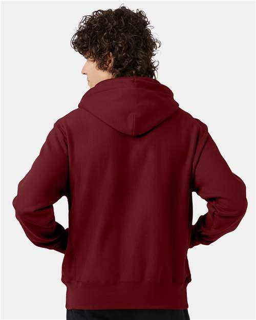 Champion S101 Cardinal — on model back
