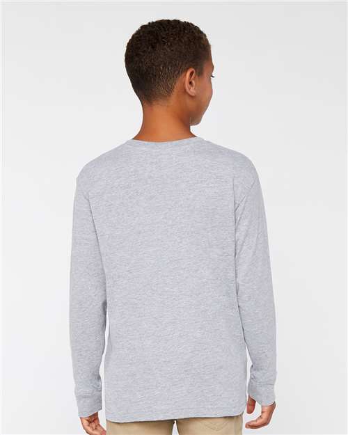 LAT 6201 Heather — on model back