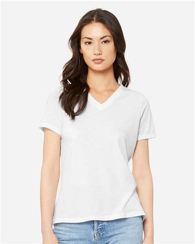 BELLA + CANVAS 6415 Solid White Triblend — on model front