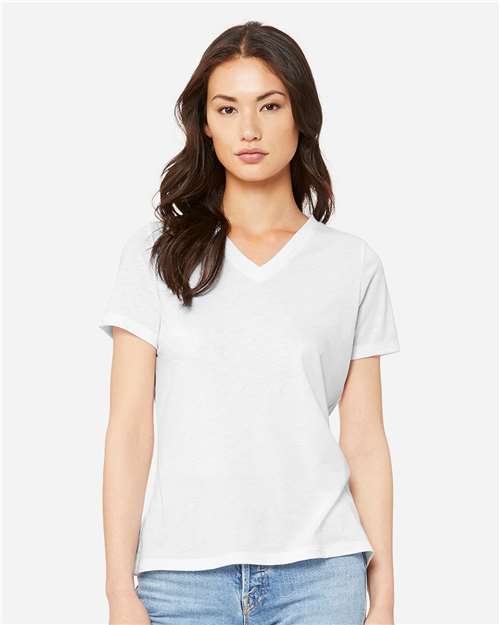 BELLA + CANVAS 6415 Solid White Triblend — on model front