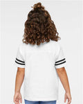 Rabbit Skins 3037 White Solid/ Black — on model back
