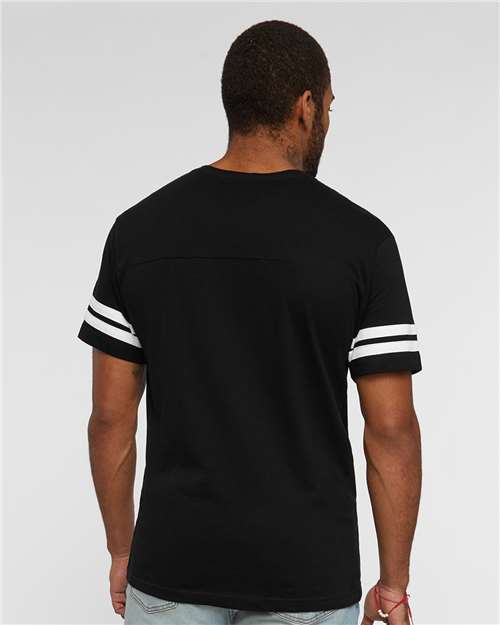 LAT 6937 Black Solid/ White — on model back