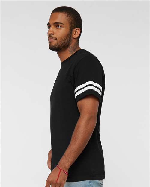 LAT 6937 Black Solid/ White — on model side