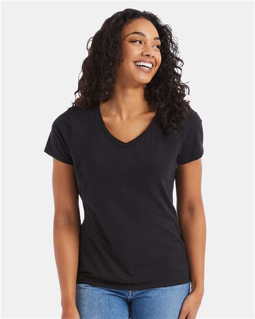 Hanes 42VT Black Triblend — on model front