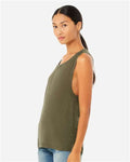BELLA + CANVAS 8803 Heather Olive — on model side