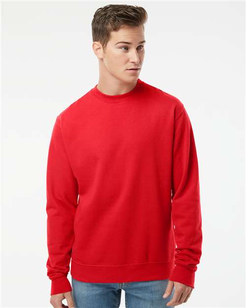 Independent Trading Co. SS3000 Red — on model front