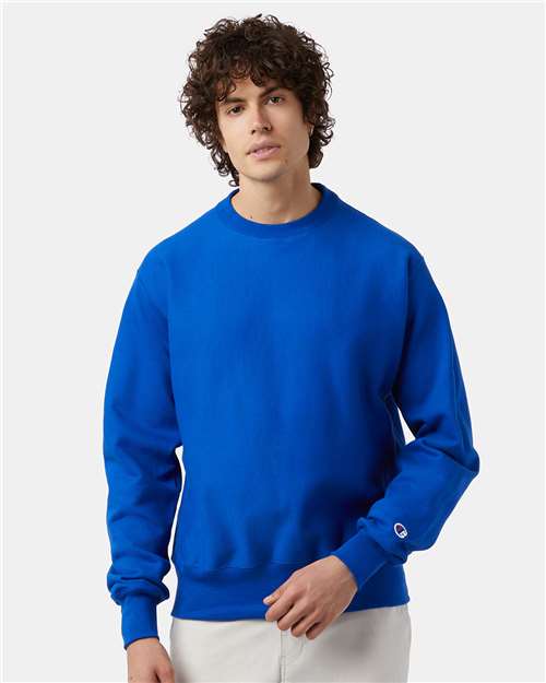 Champion S149 Athletic Royal — on model front