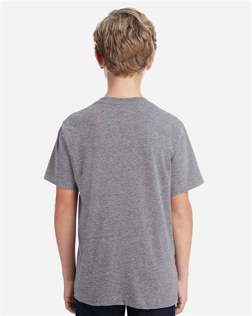 LAT 6101 Granite Heather — on model back