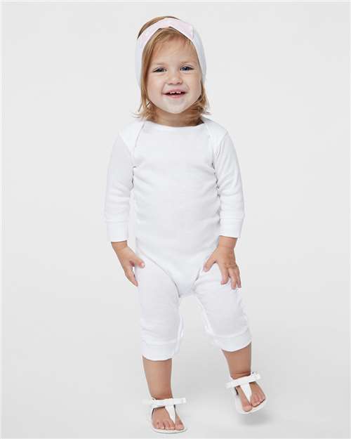 Rabbit Skins 4412 White — on model front