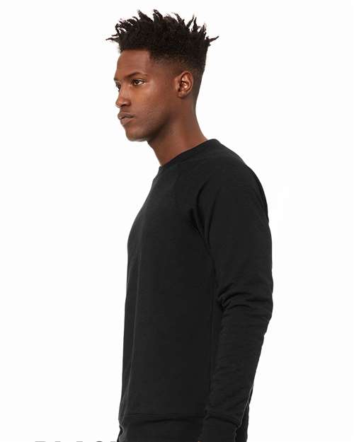 BELLA + CANVAS 3901 Black Heather — on model side