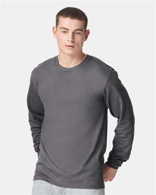 American Apparel 2007 Asphalt — on model front