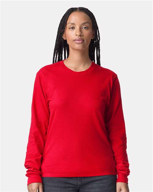 American Apparel 2007 Red — on model front