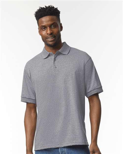 Gildan 8800 Graphite Heather — on model front