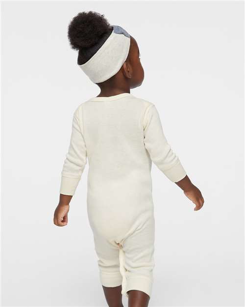 Rabbit Skins 4412 Natural — on model back