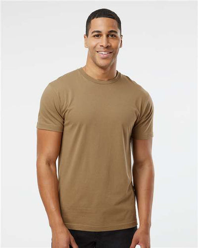LAT 6901 Coyote Brown — on model front
