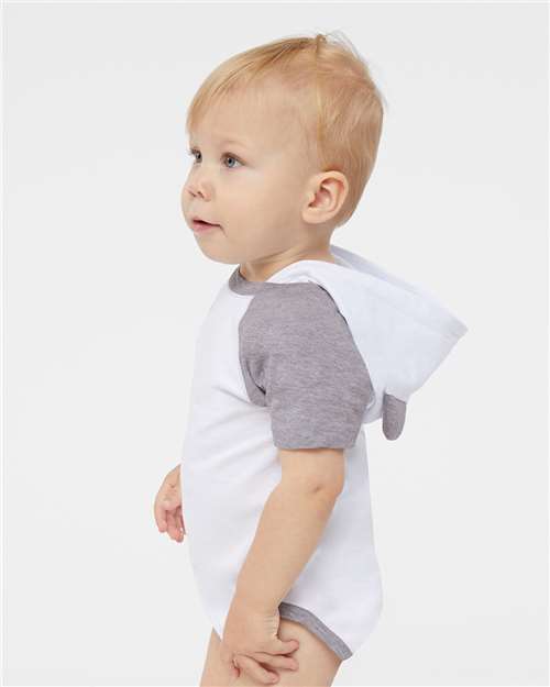 Rabbit Skins 4417 Blended White/ Vintage Heather — on model side