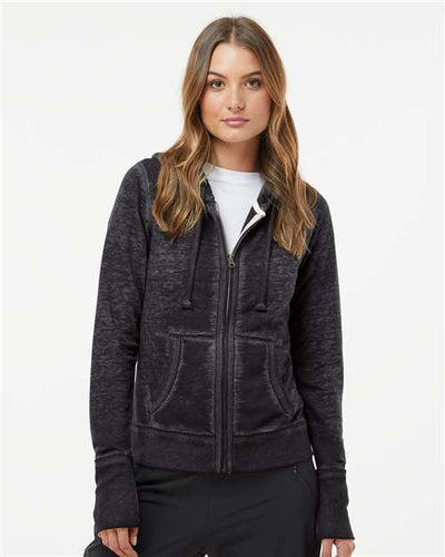 J. America 8913 Twisted Black — on model front