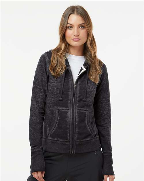 J. America 8913 Twisted Black — on model front