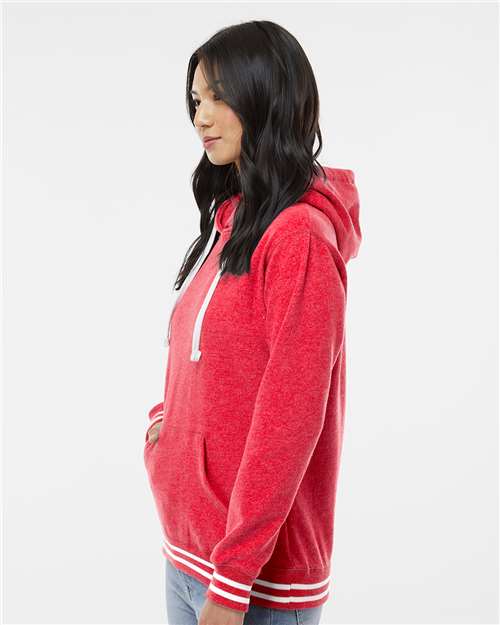 J. America 8651 Red — on model side