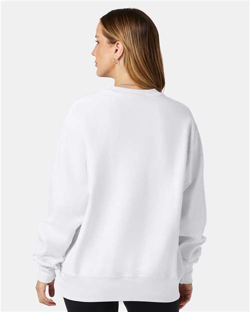 Champion S149 White — on model back