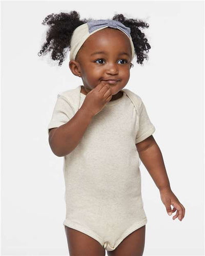 Rabbit Skins 4400 Natural Heather — on model front